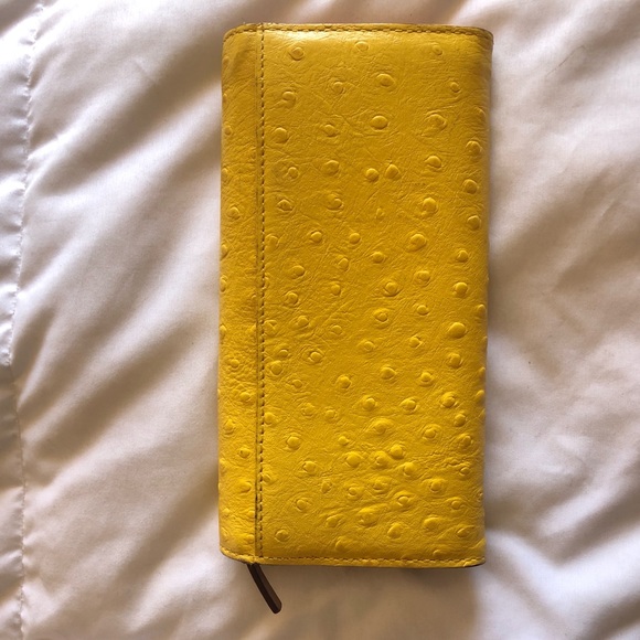 Kate Spade Mustard Yellow Silver Turn Lock Wallet - Picture 8 of 10